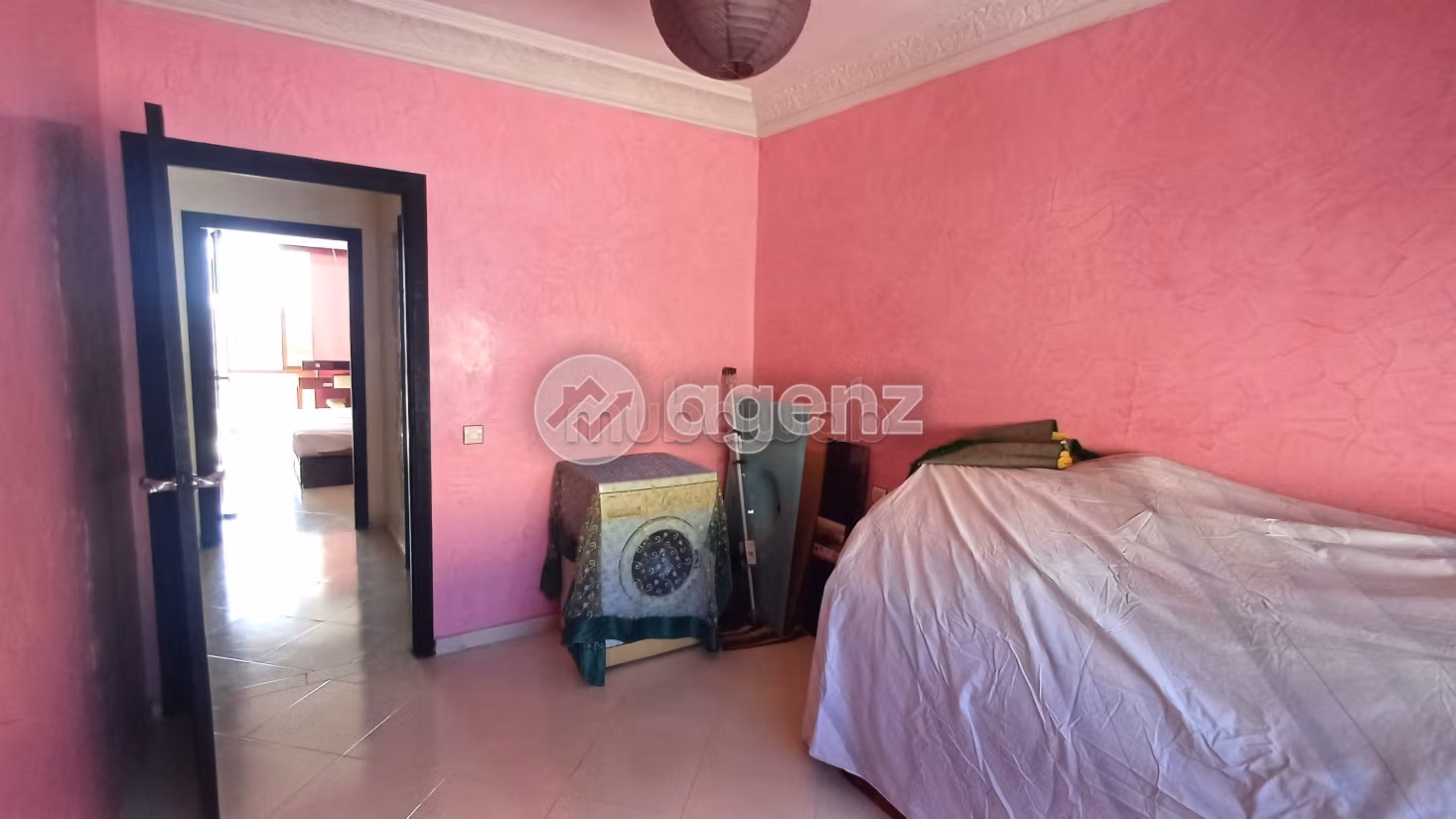 Beautiful apartment for sale. Small area 113 m². Cellar, Large terrace