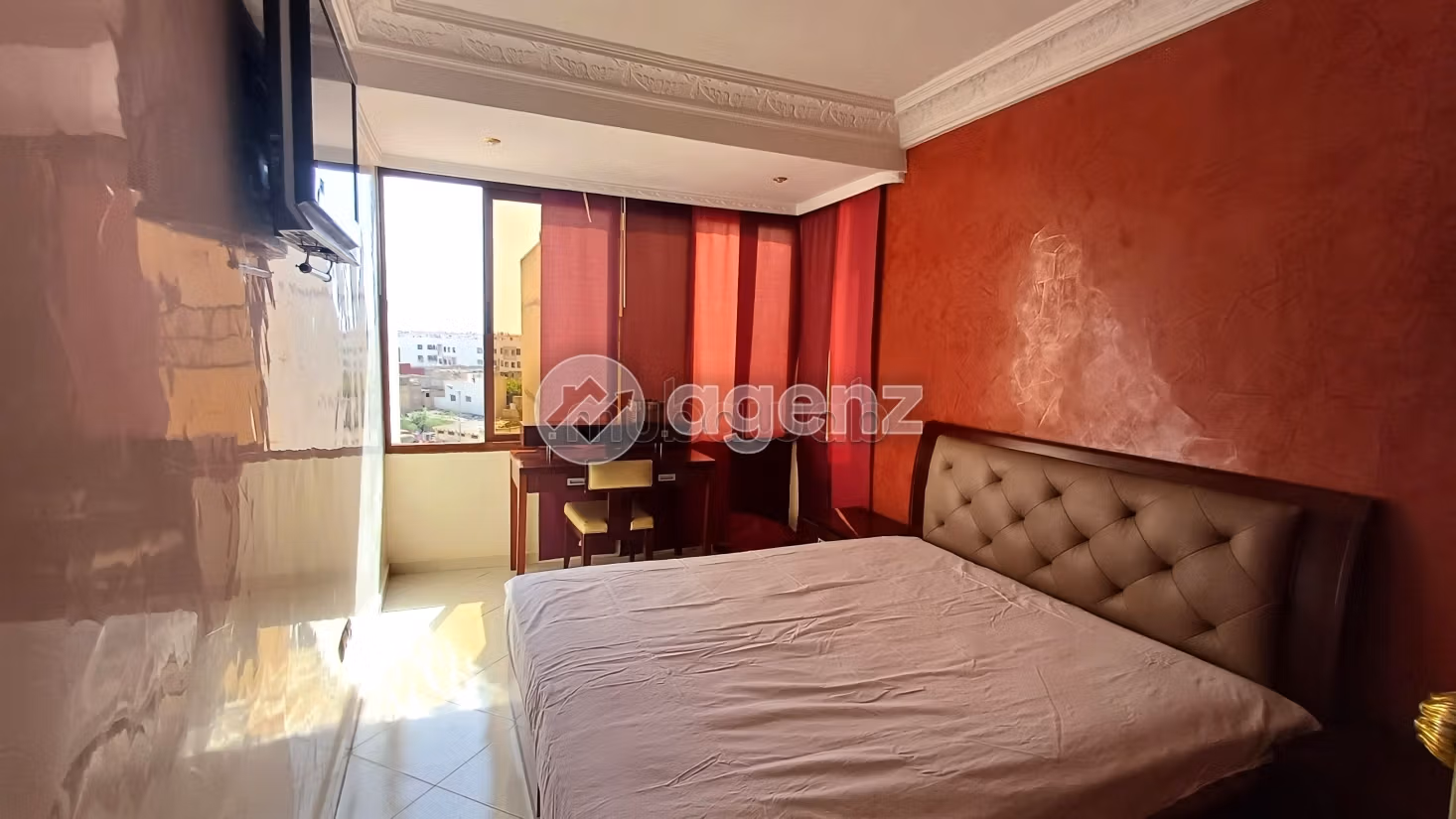 Beautiful apartment for sale. Small area 113 m². Cellar, Large terrace