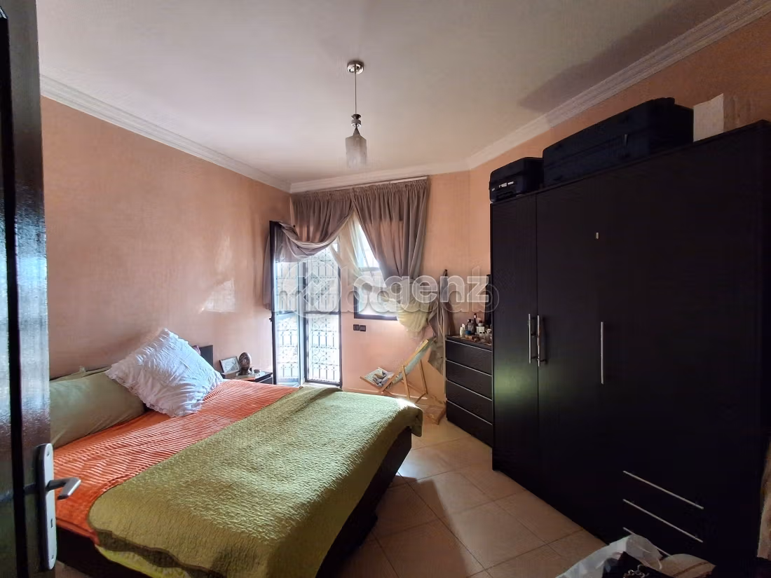 Bonito piso en venta en Route de Safi. 2 dormitorios. Sin ascensor