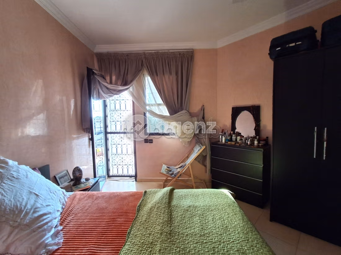 Bonito piso en venta en Route de Safi. 2 dormitorios. Sin ascensor
