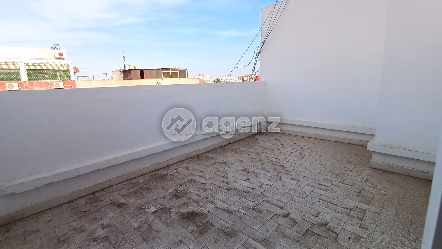 Piso en venta en Belvédère. Area 109 m². Parking y ascensor