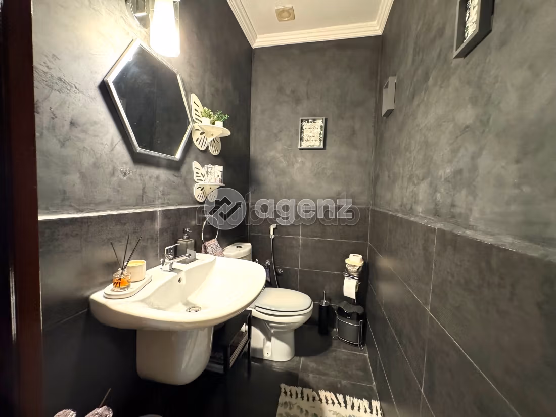 Apartment to purchase in CIL Hay Salam. Area 93 m². With Lift, Carpark