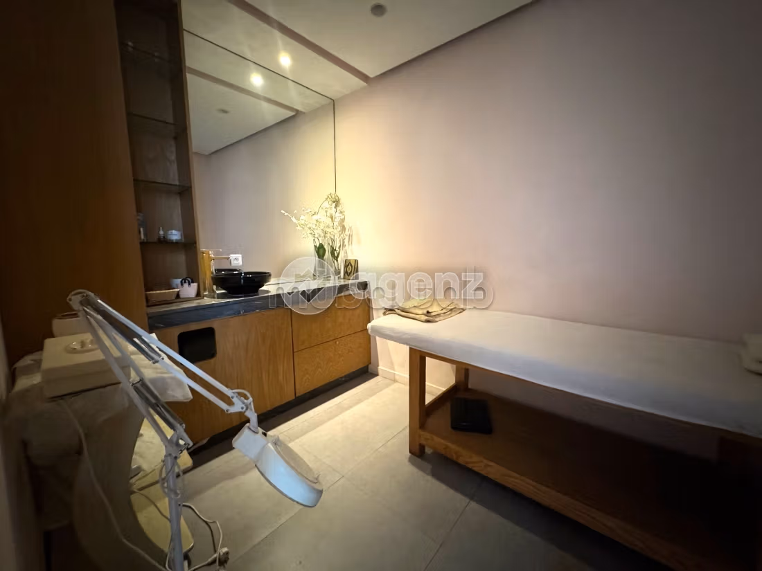 Commerce à vendre 77 m² Beauséjour Casablanca
