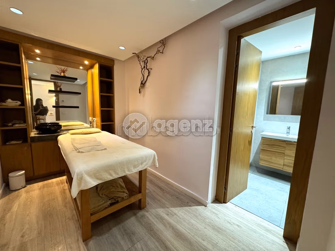 Commerce à vendre 77 m² Beauséjour Casablanca