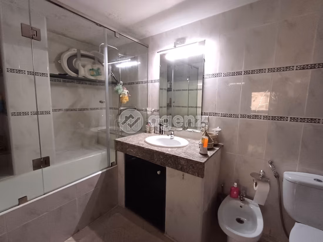 Appartamento da acquistare a Tantonville. 2 camere da letto. Ascensore e posto auto