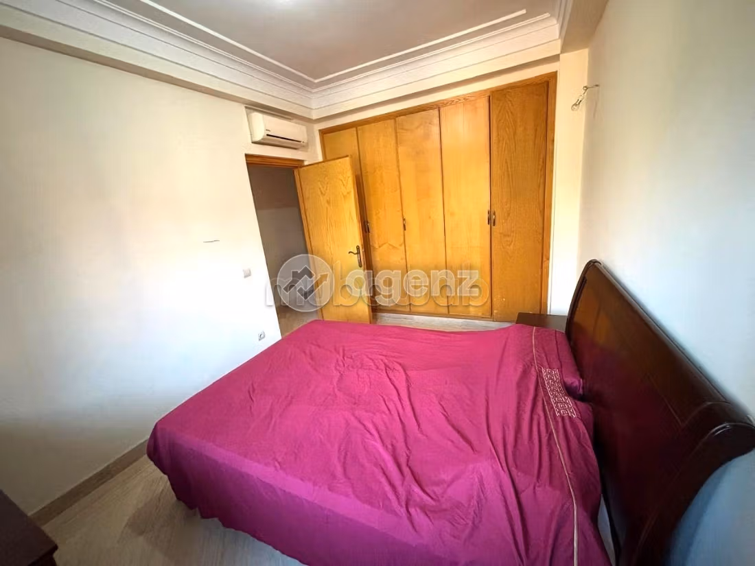 Magnífico piso en venta en Masmoudi. 2 dormitorios. Mobiliario