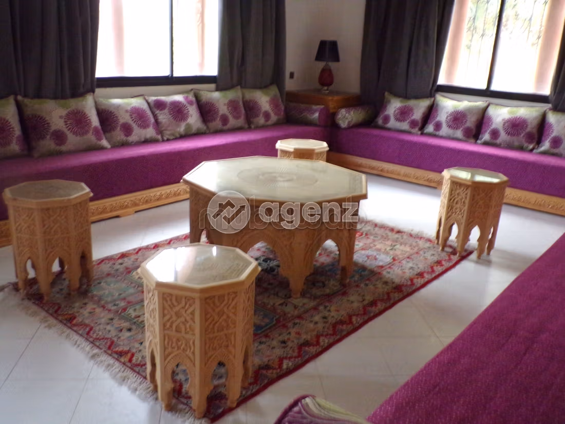 Villa à vendre 1 231 m², 7 chambres Masmoudi Marrakech