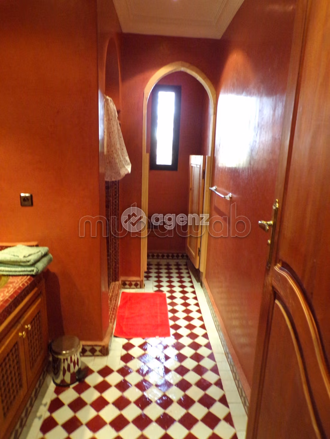 Villa à vendre 1 231 m², 7 chambres Masmoudi Marrakech