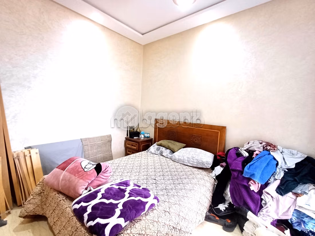Piso en venta en Aïn Sebaâ. Superficie de 101 m². Ascensor y plazas de aparcamiento