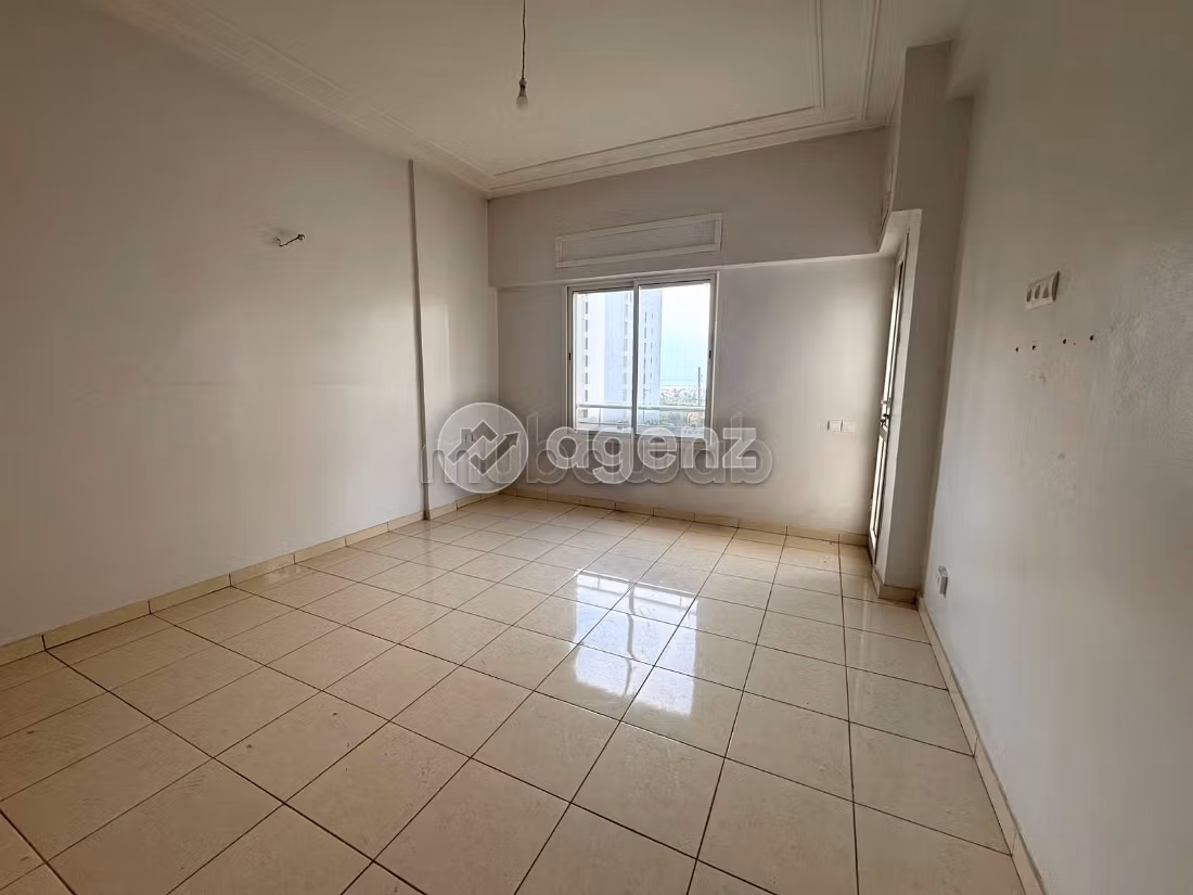 Appartement à vendre 131 m², 3 chambres Ain Diab Extension Casablanca — 2