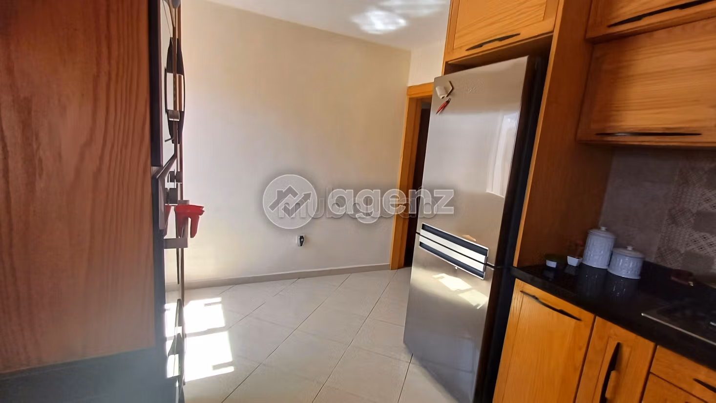 Appartement à vendre 132 m², 4 chambres Errahma Dar Bouazza