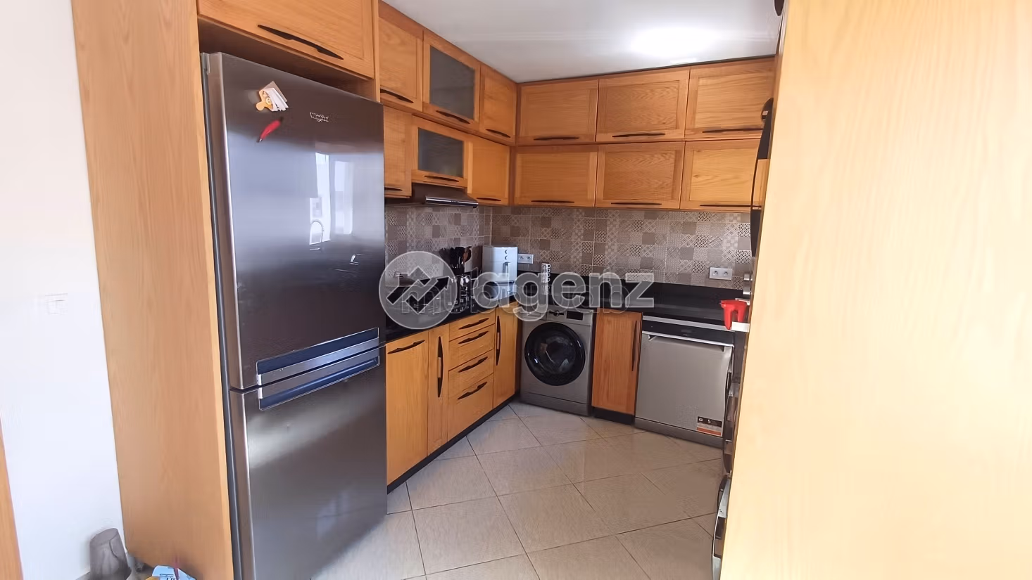 Appartement à vendre 132 m², 4 chambres Errahma Dar Bouazza