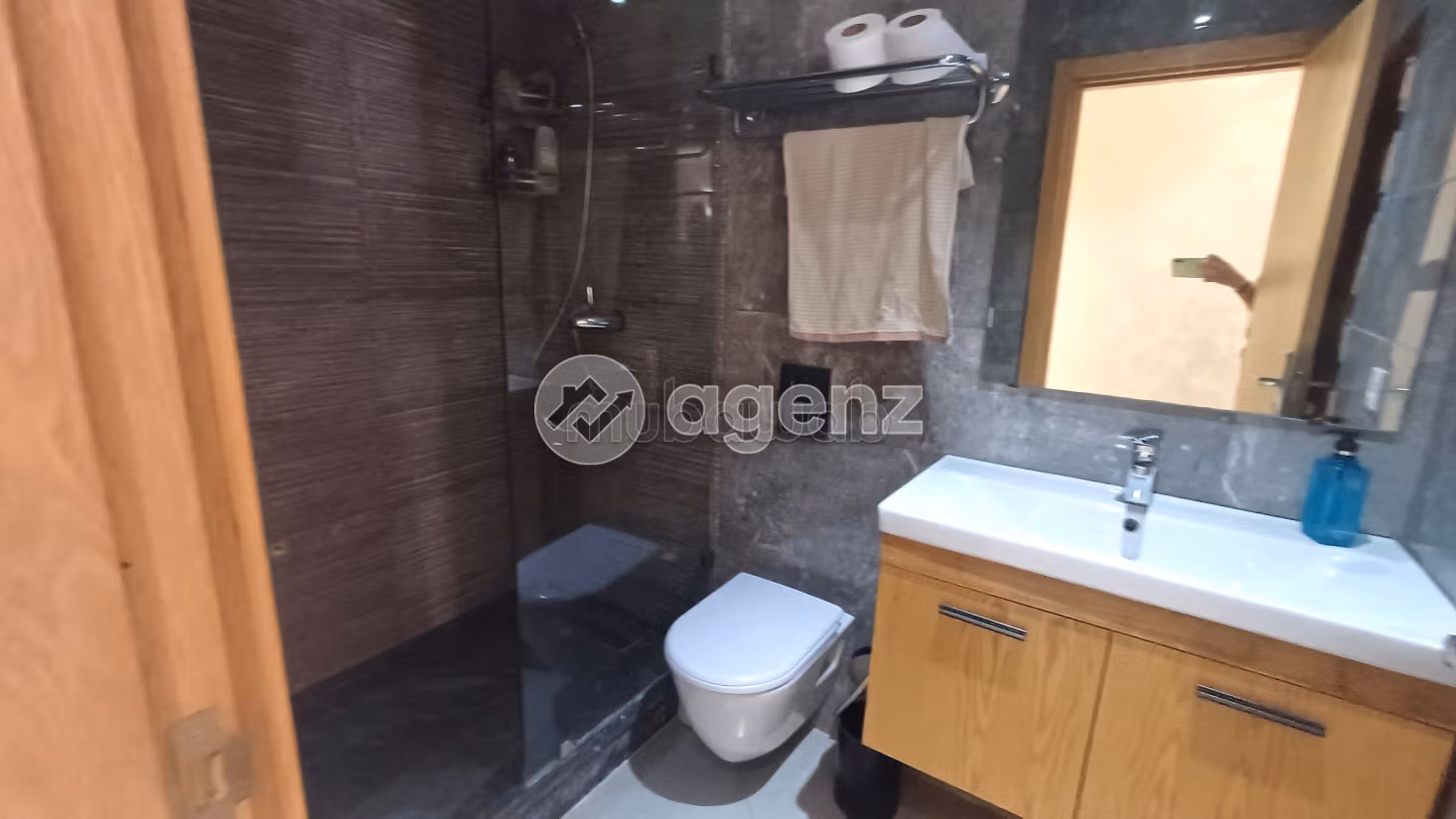 Appartement à vendre 132 m², 4 chambres Errahma Dar Bouazza