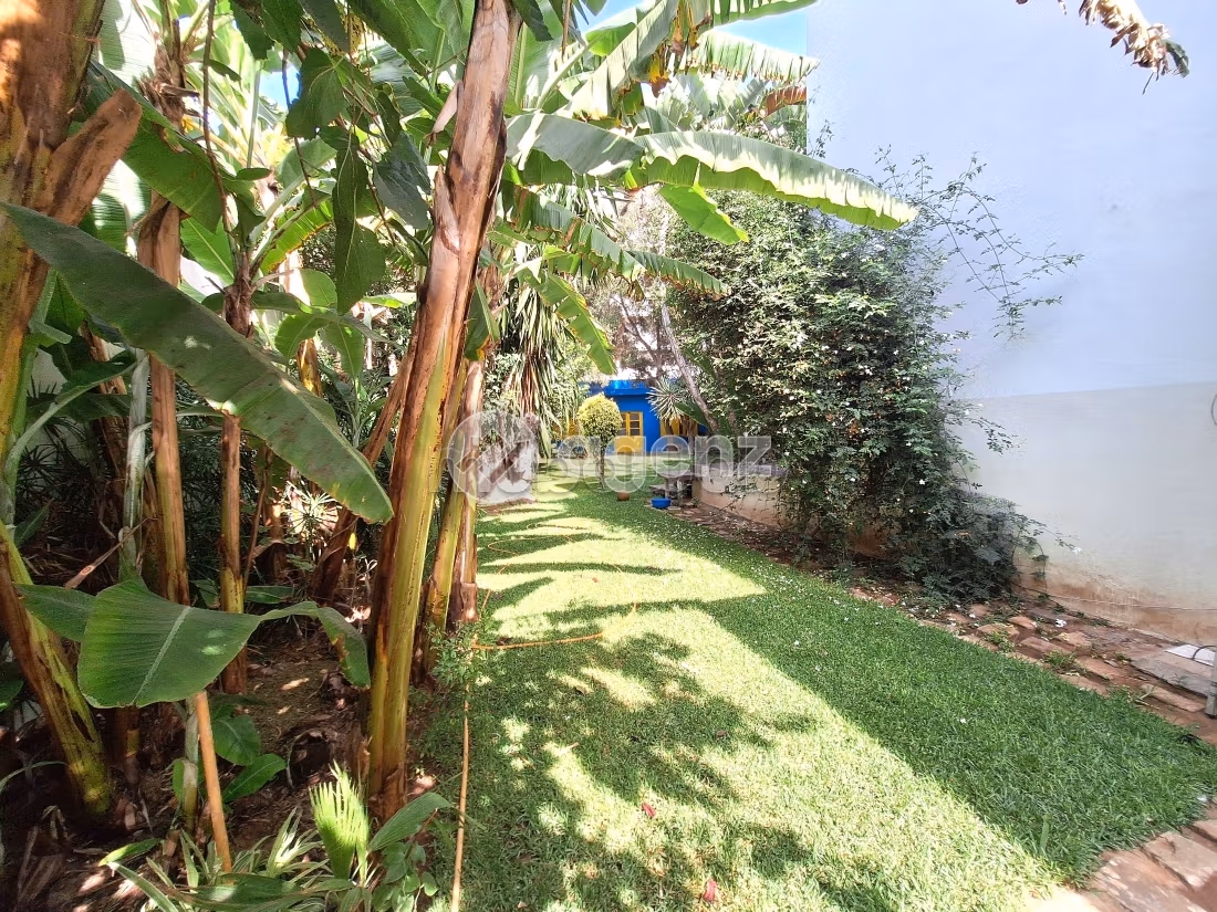 Luxury villa for sale in Palmier. 4 lovely rooms. Parking spaces and beautiful garden