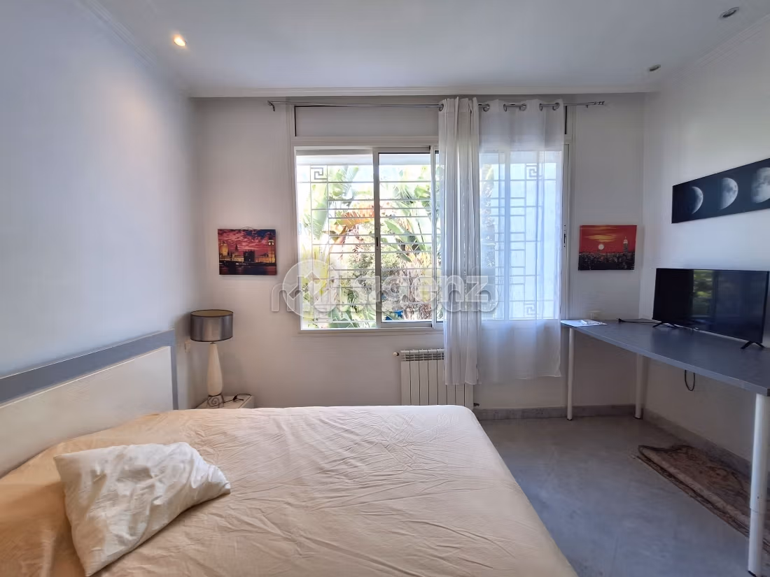 Luxury villa for sale in Palmier. 4 lovely rooms. Parking spaces and beautiful garden