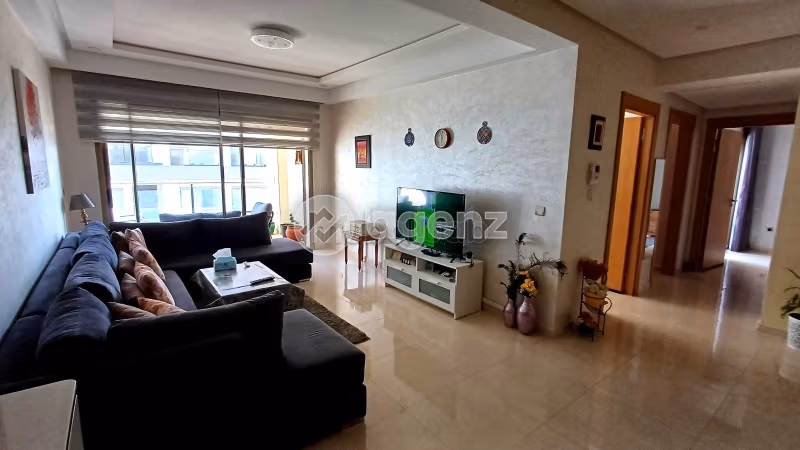 Piso en venta. 2 hermosas habitaciones. Parking y ascensor