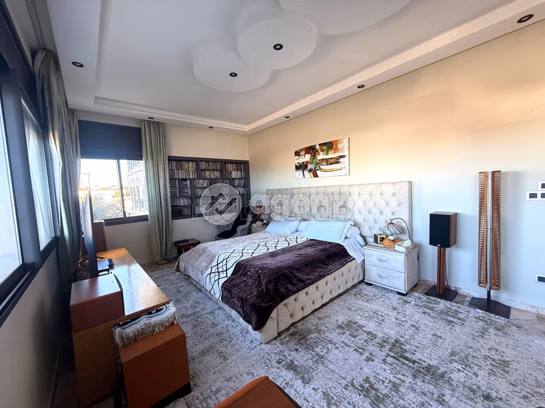 Appartement à vendre 315 m², 5 chambres Ain Diab Extension Casablanca — 2