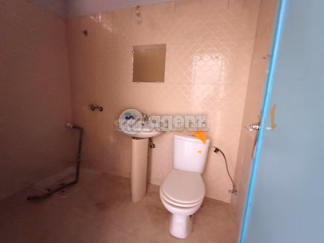 Fabulous house for sale in Daoudiat. 3 rooms. Garage and terrace