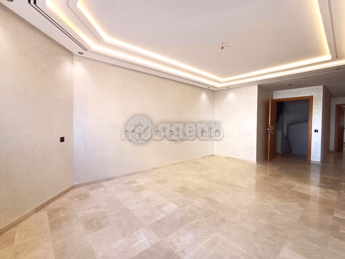 Bonito piso en venta. 3 dormitorios. Sin ascensor