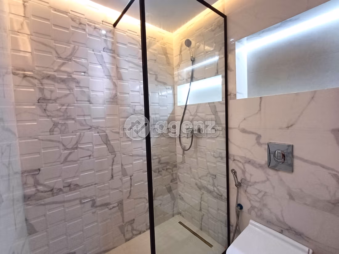 Bonito piso en venta. 3 dormitorios. Sin ascensor