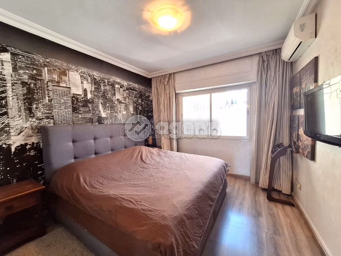 Affitta il tuo appartamento a Racine. 3 camere da letto. Terrazzo e garage