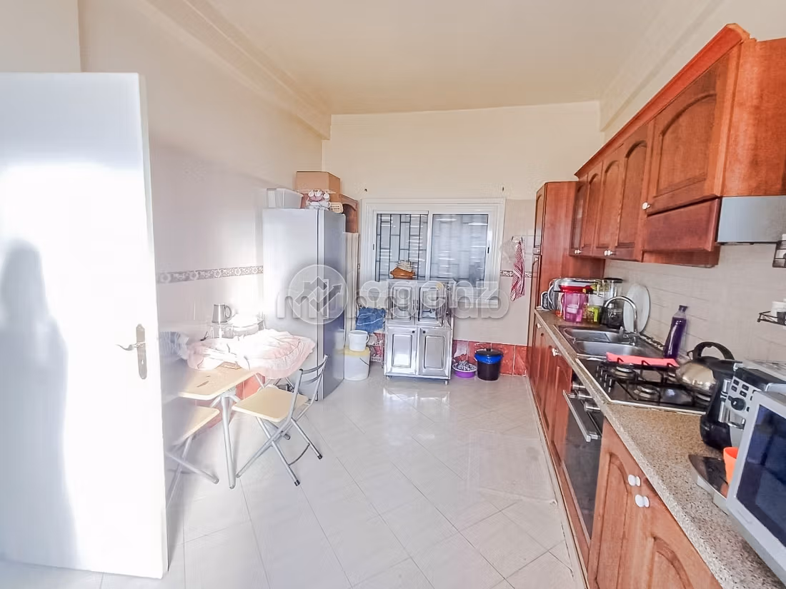 Appartamento in vendita a Liberté. Superficie 335 m². Ascensore e terrazzo