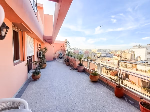 Fabulous apartment for sale in Liberté. Area 335 m². With Lift, Carpark