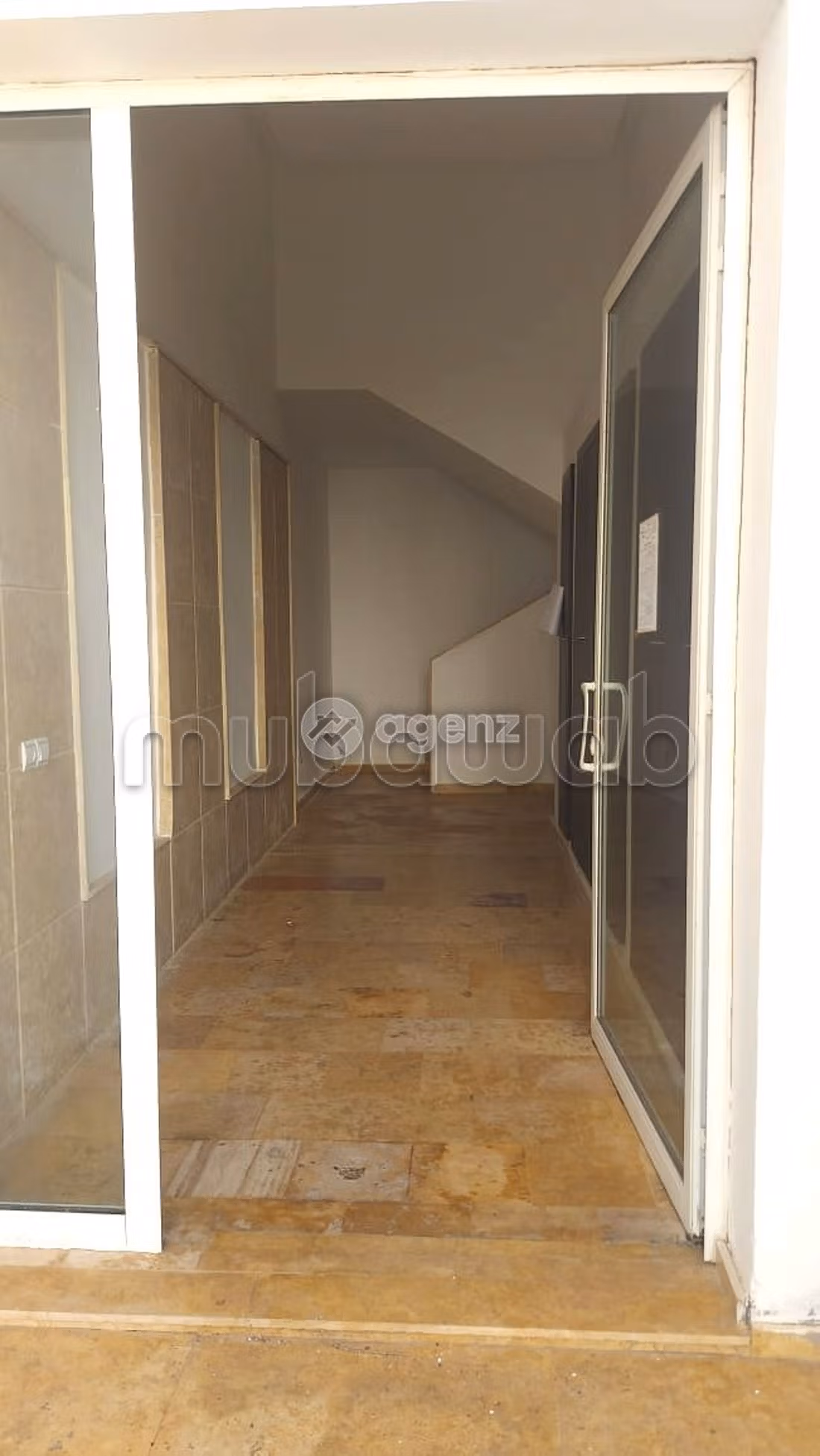 Flat for rent. 2 rooms. Fitted kitchen