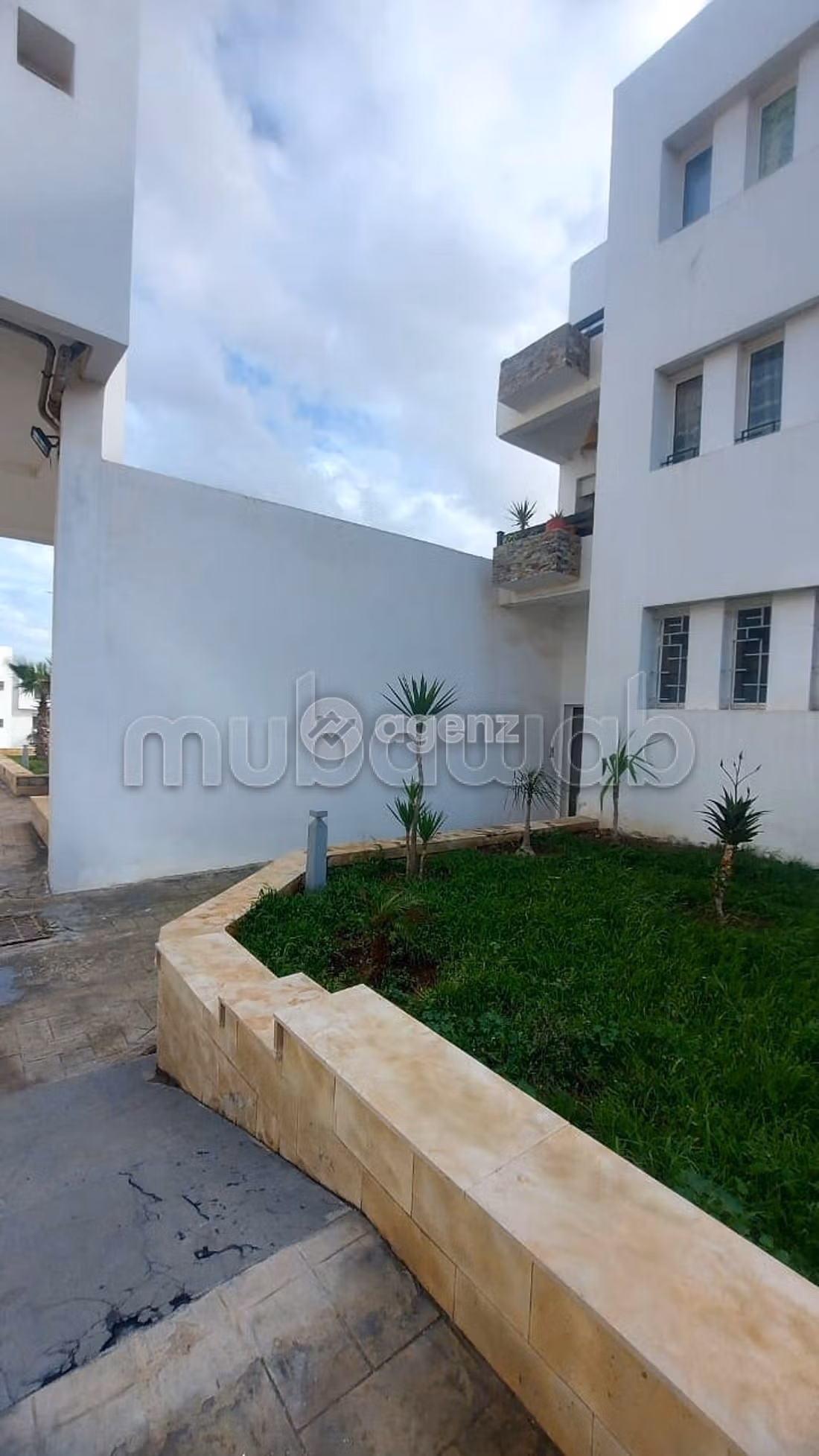 Flat for rent. 2 rooms. Fitted kitchen