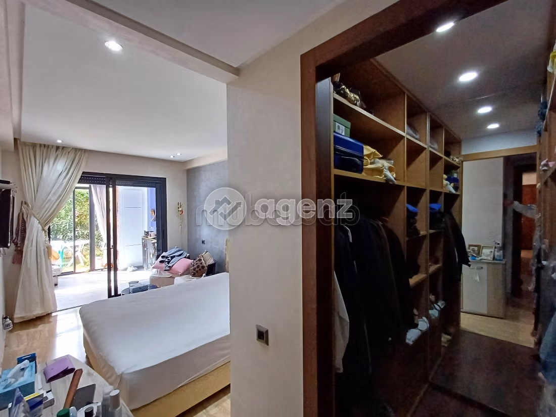Koopappartementen. 2 Kamers. Garage en lift