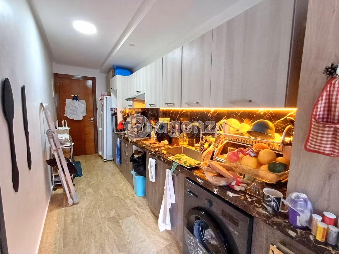 Koopappartementen. 2 Kamers. Garage en lift