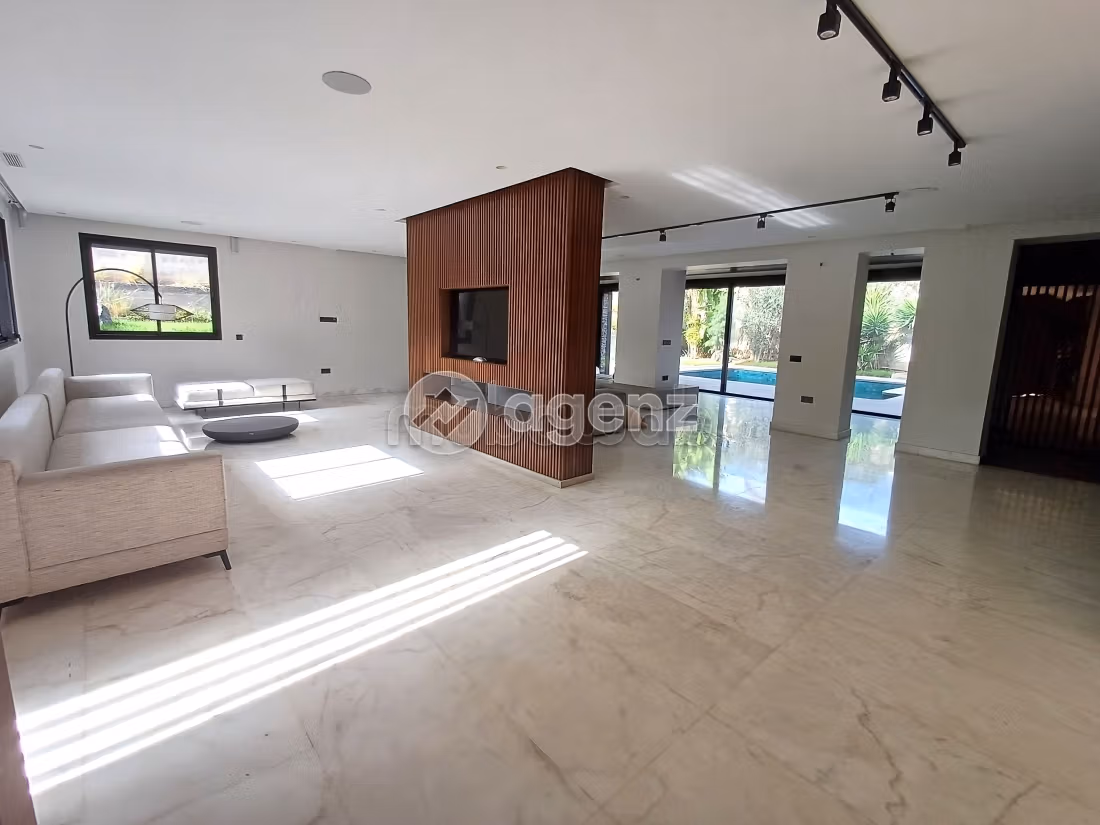 Villa à vendre 544 m², 4 chambres Californie Casablanca