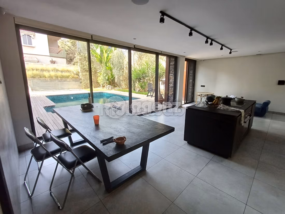 Villa à vendre 544 m², 4 chambres Californie Casablanca