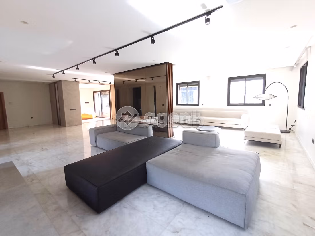 Villa à vendre 544 m², 4 chambres Californie Casablanca