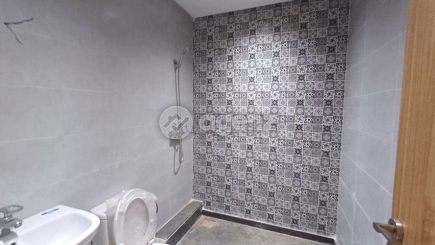 Sale of a lovely apartment in Anassi. Surface area 93 m². Lift and terrace