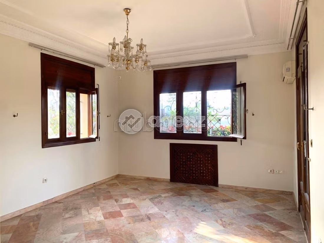 Villa à vendre 1 146 m², 5 chambres Californie Casablanca