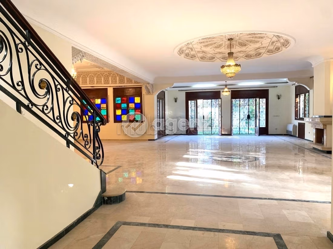 Villa à vendre 1 146 m², 5 chambres Californie Casablanca