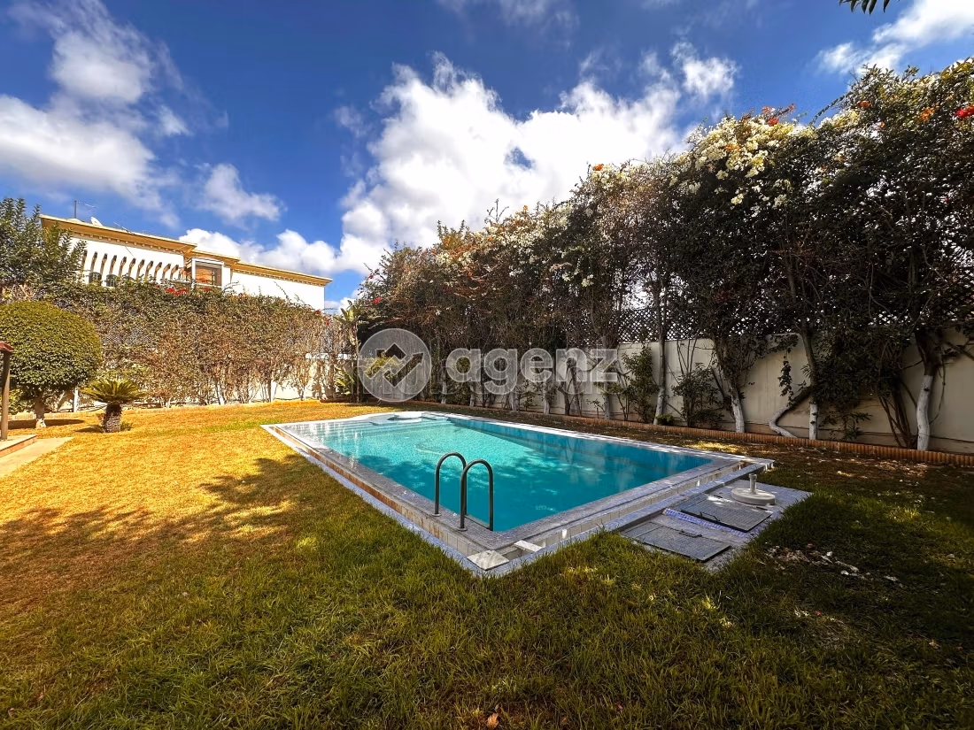 Villa à vendre 1 146 m², 5 chambres Californie Casablanca