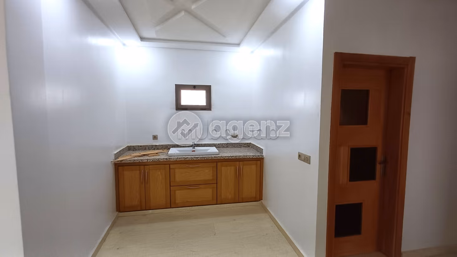 Residenza di lusso in vendita a Oued Fes. 2 camere. Posto auto e giardino