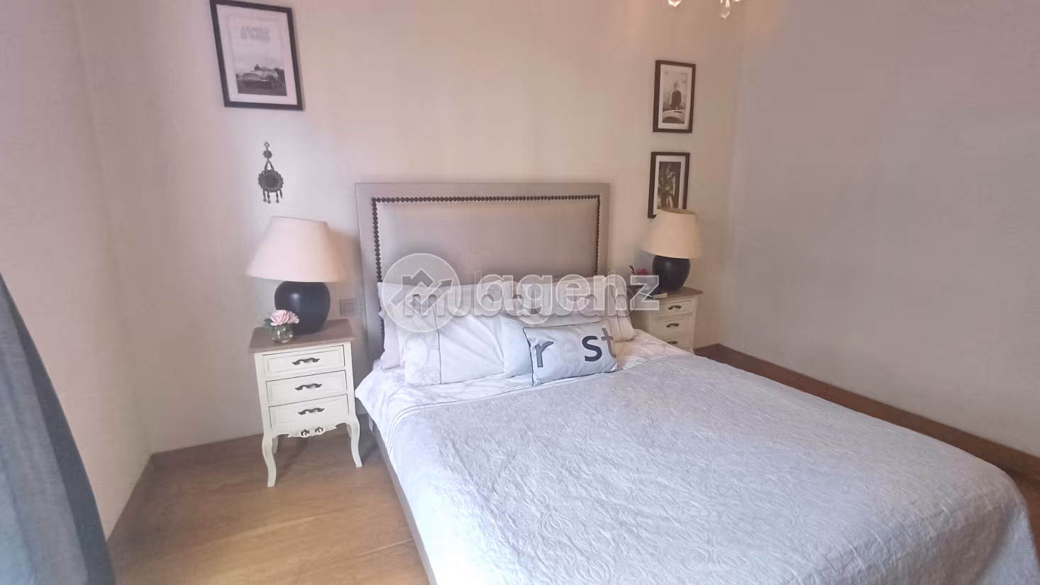 Great apartment for rent in Ain Diab. 2 rooms. Storage unit