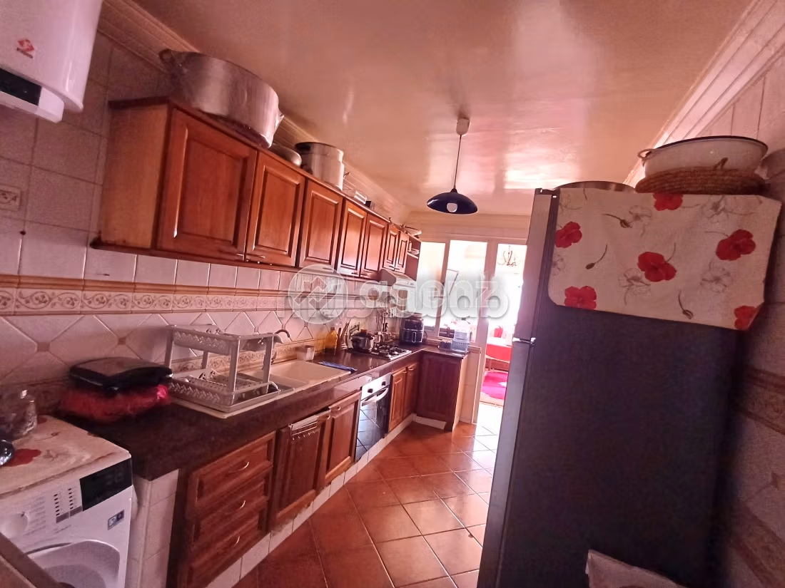 Find an apartment to buy in Racine. Large area 193 m². With lift and terrace
