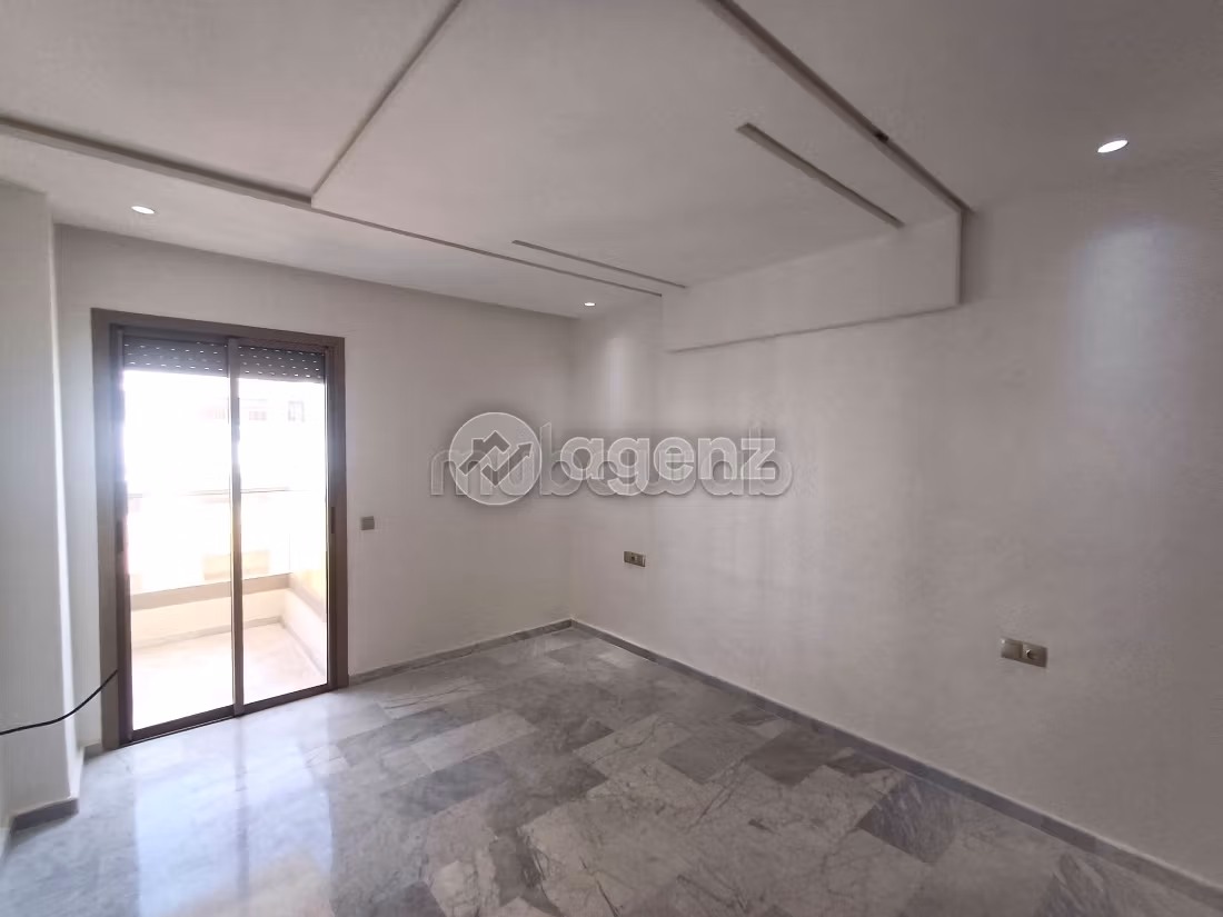 Appartement 130 m² à Champ de course — 11