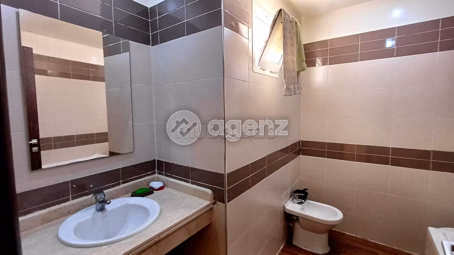 Nu huren: appartementen. 3 Kamers. Gemeubileerd