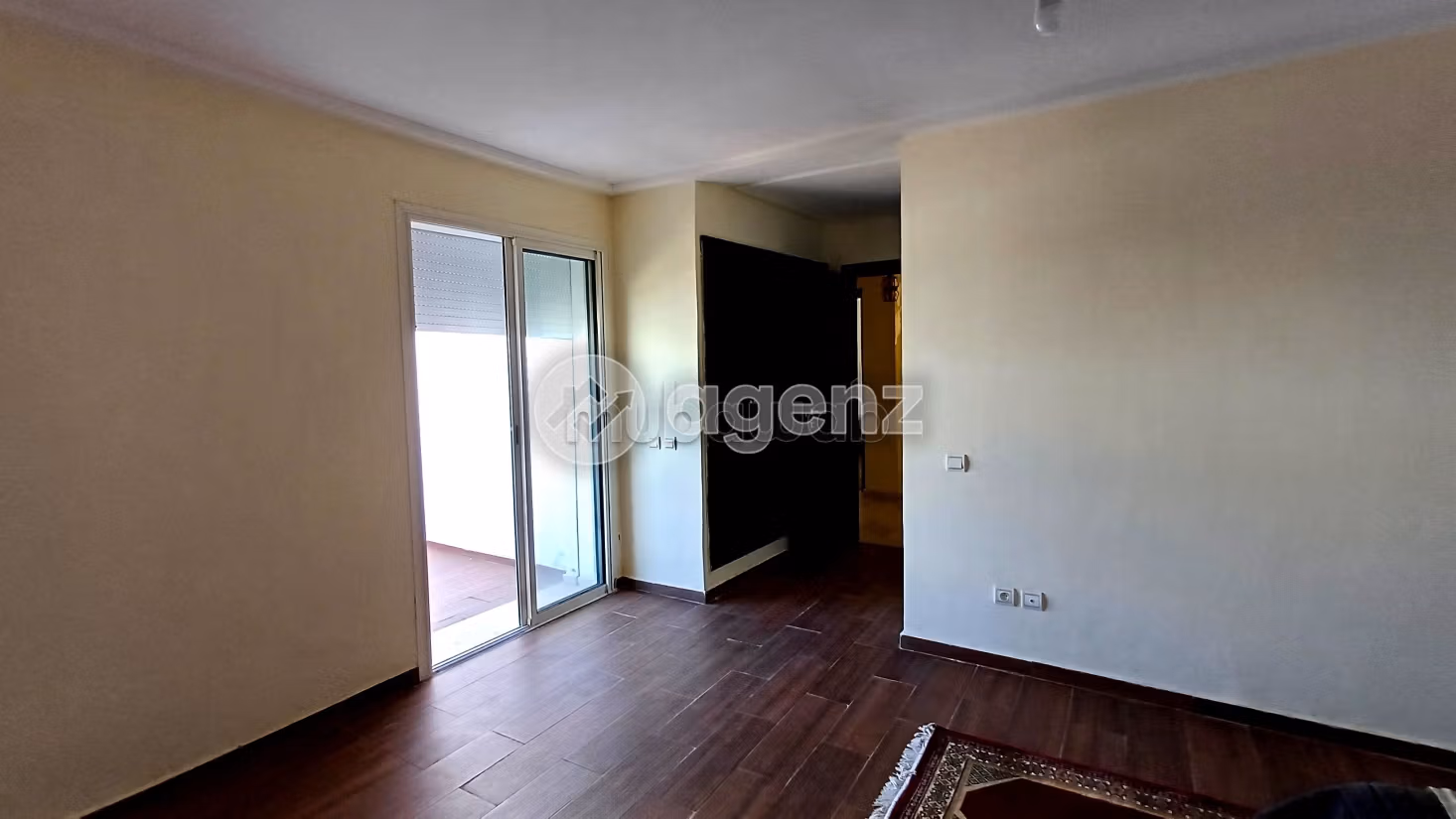 Nu huren: appartementen. 3 Kamers. Gemeubileerd