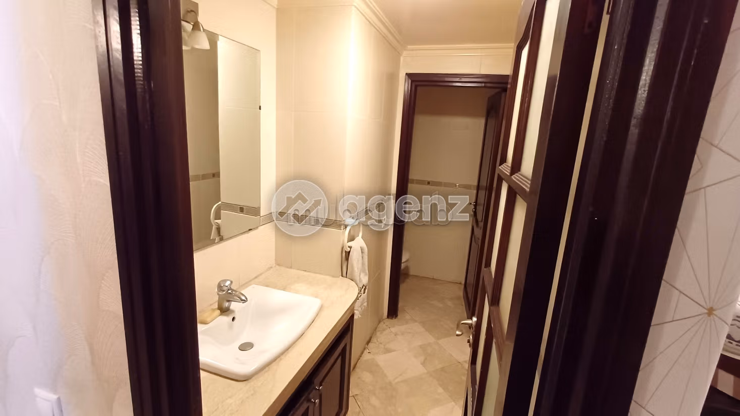 Find an apartment to buy in Gauthier. 3 lovely rooms. Furnished