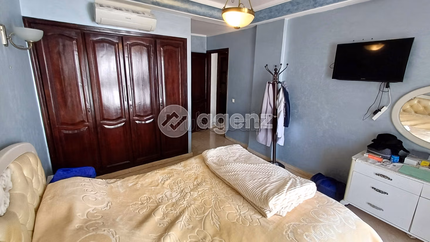 Find an apartment to buy in Gauthier. 3 lovely rooms. Furnished
