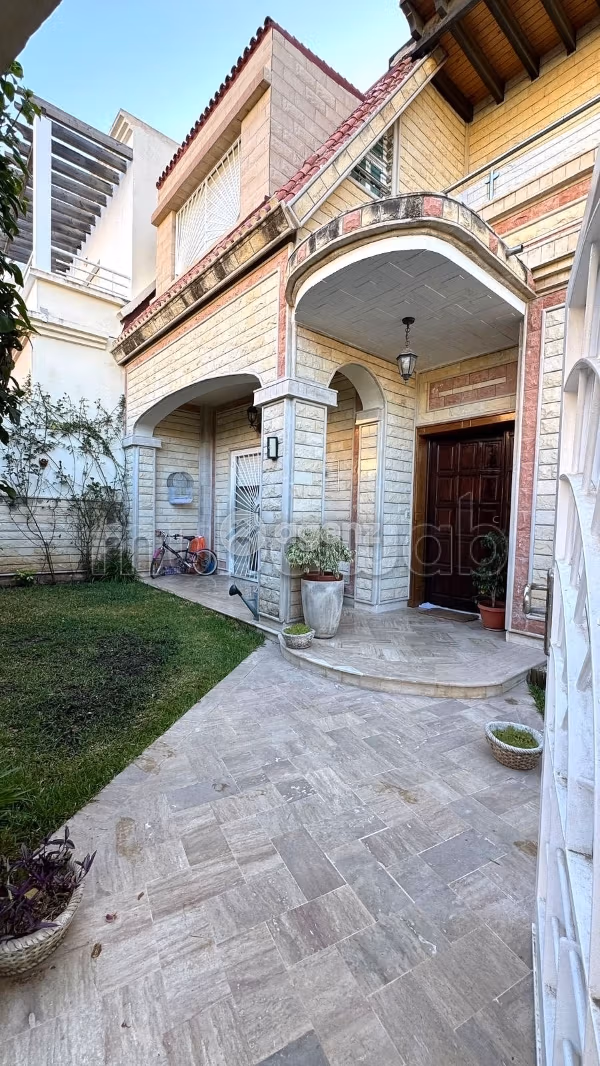 Maestosa residenza di lusso in vendita a Tanja Balia. 6 camere da letto. Arredato