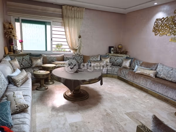 Busca pisos en venta en Californie. 2 hermosas habitaciones. Mobiliario nuevo
