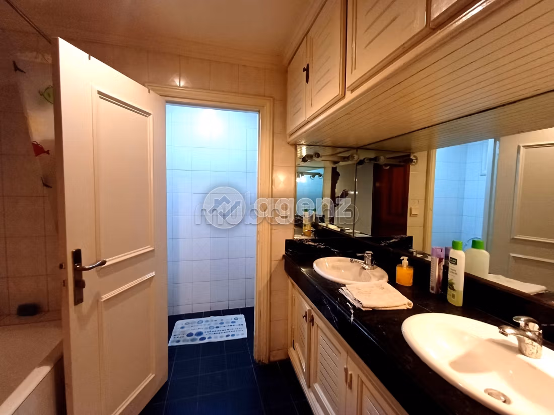 Appartement 208 m² à Racine — 12