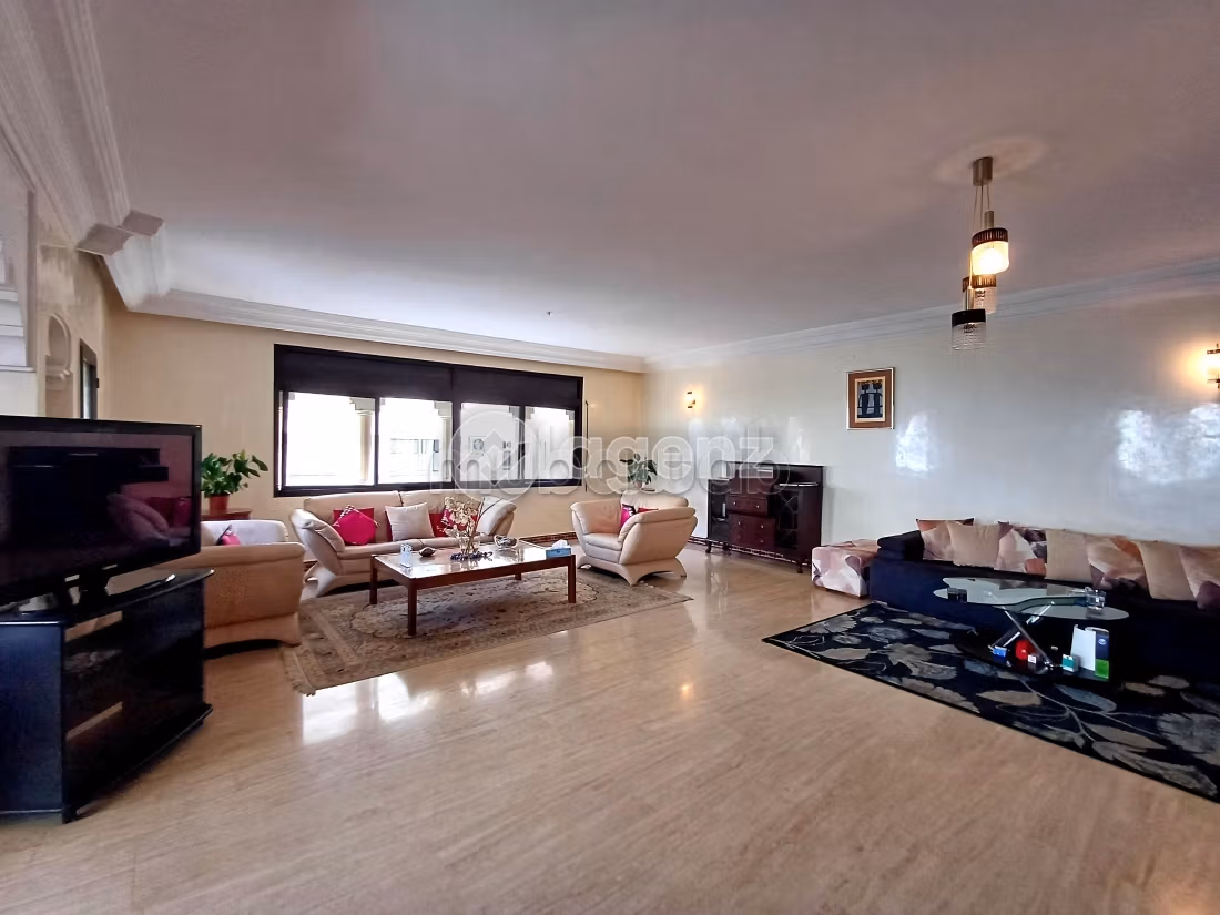 Appartement à vendre 208 m², 3 chambres Racine Casablanca — 4